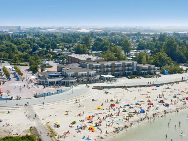 Luxus Familienvilla Mit Jacuzzi & Sauna Tzummarum Bagian luar foto