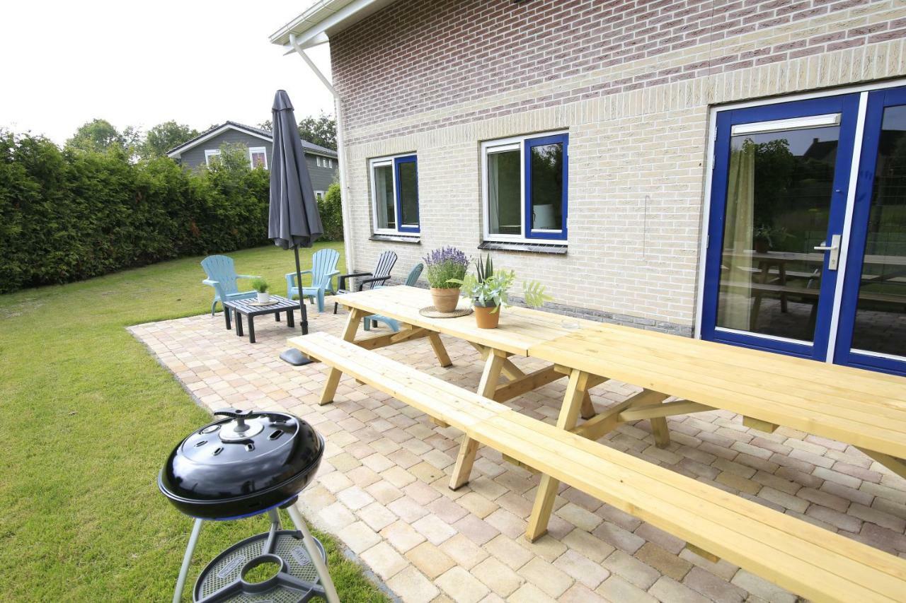 Luxus Familienvilla Mit Jacuzzi & Sauna Tzummarum Bagian luar foto