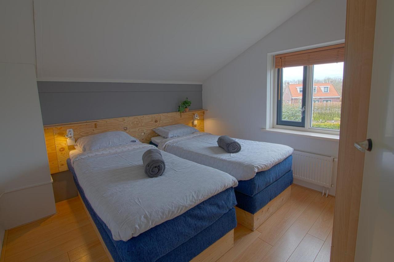 Luxus Familienvilla Mit Jacuzzi & Sauna Tzummarum Bagian luar foto