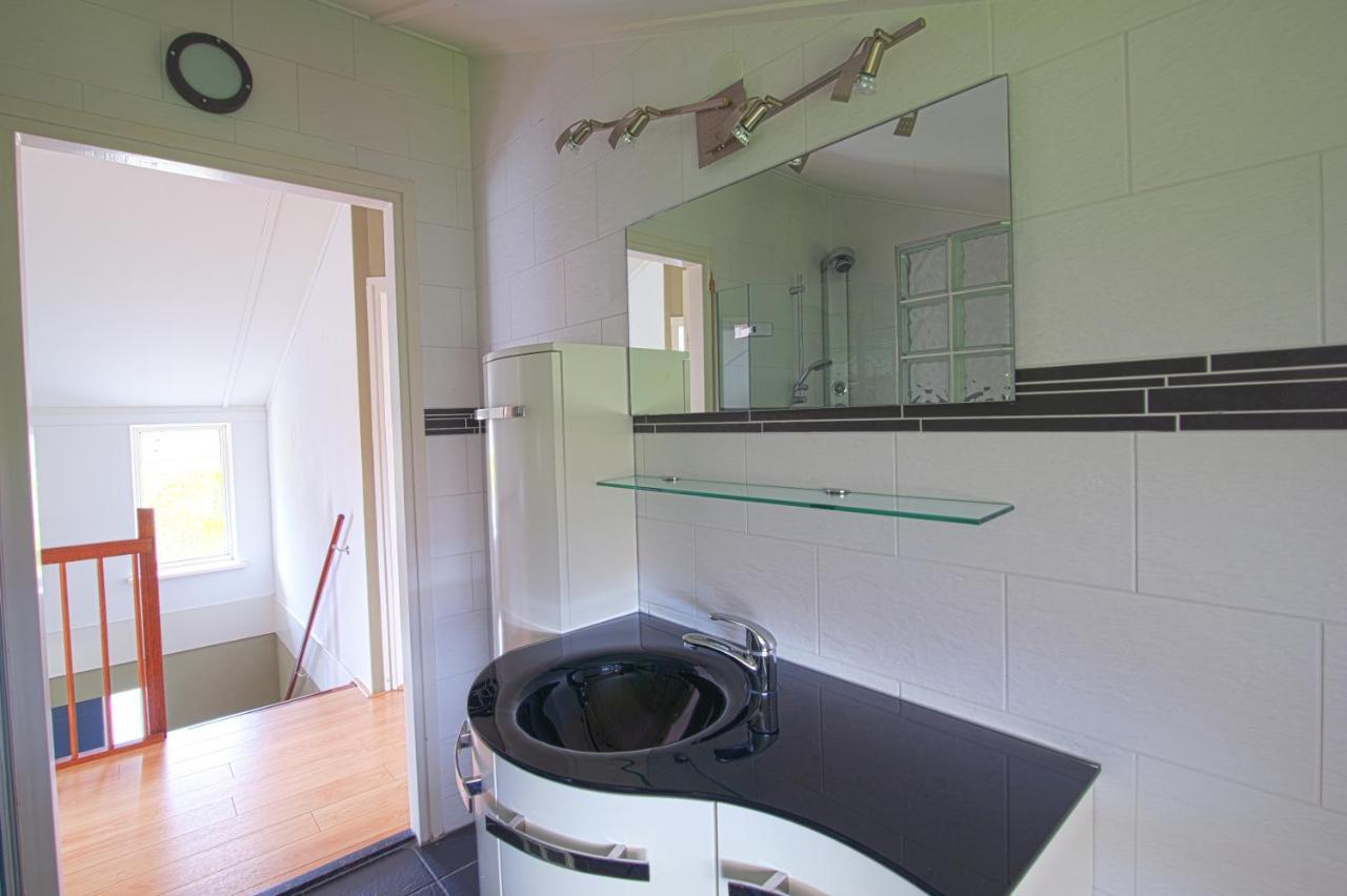 Luxus Familienvilla Mit Jacuzzi & Sauna Tzummarum Bagian luar foto