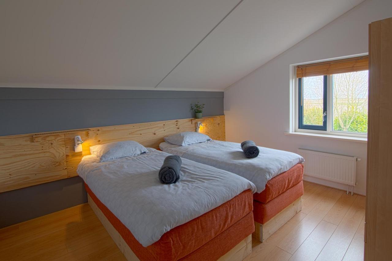 Luxus Familienvilla Mit Jacuzzi & Sauna Tzummarum Bagian luar foto